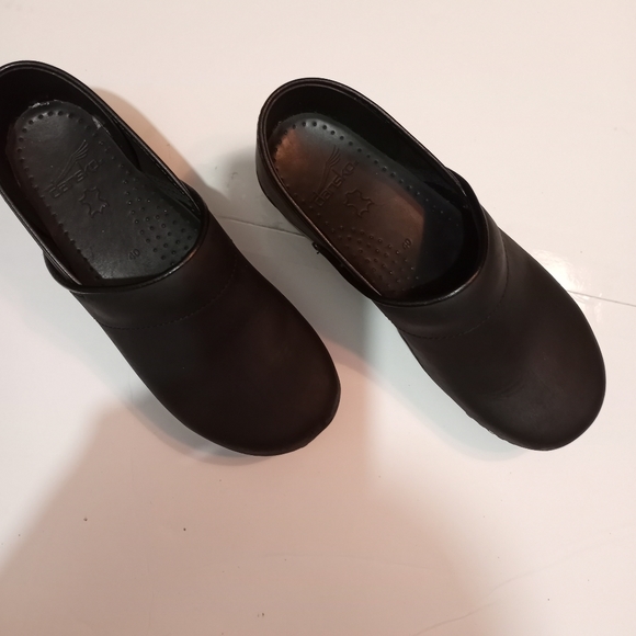 dansko shoes on sale